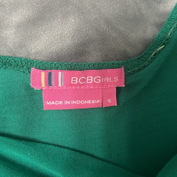 BCBGgirls Top with embellishments - Picture 5 of 8